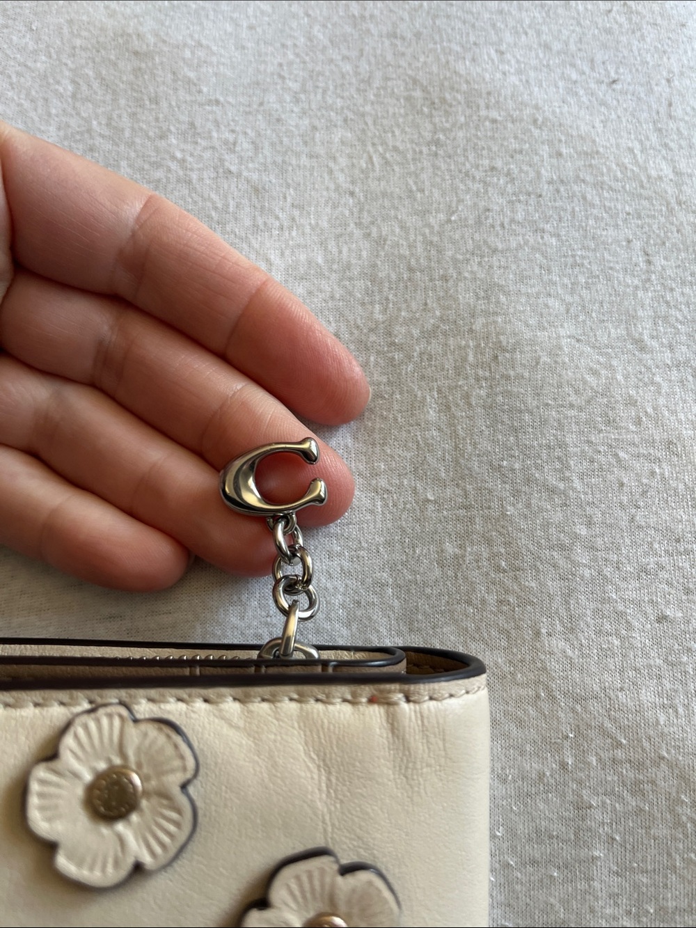 Coach Floral Appliqué Leather Wallet - Cream with Gold Accents - Picture 5 of 9